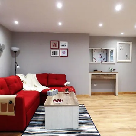 Apartamento Con Estilo 2 شقة *